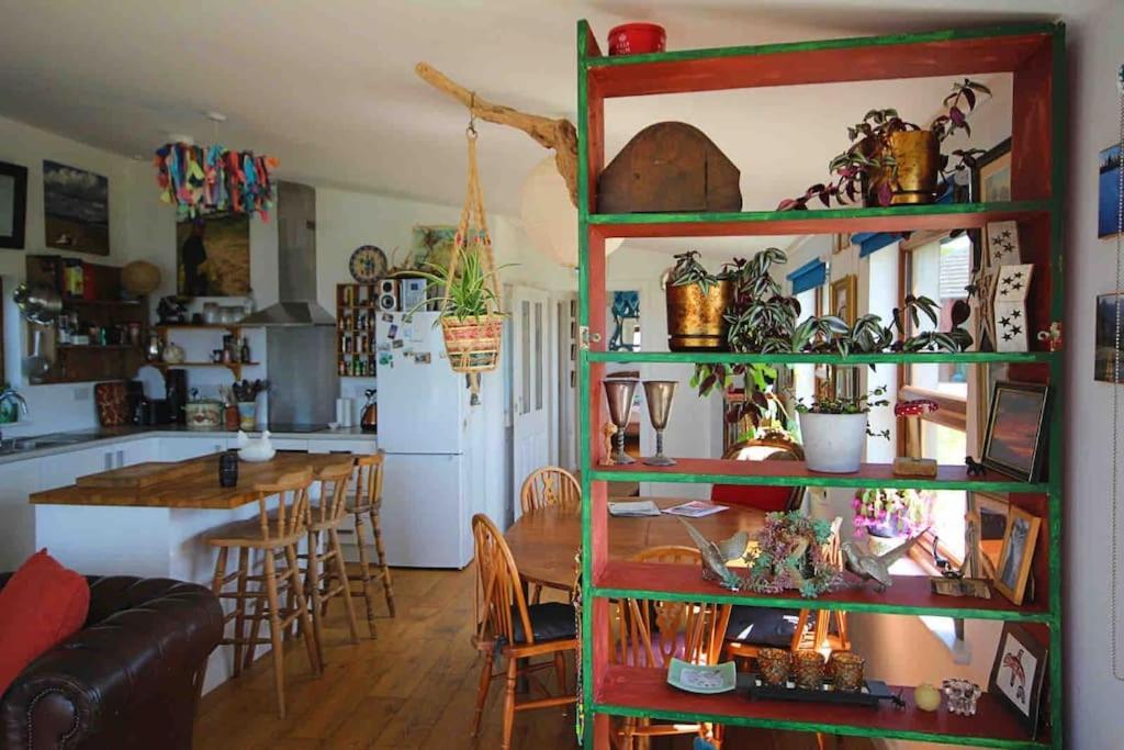Spacious Cabin On Isolated Farm With Sea View 뷰드 외부 사진